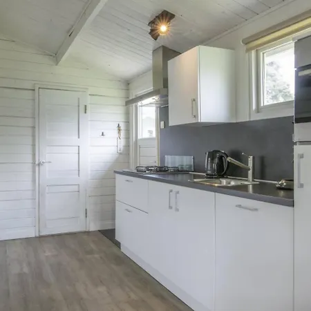 Hideaway Retreat A Secluded Bungalow With Private Inhouse Sauna & Infrared *